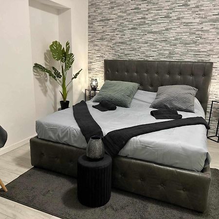 Destiny Home 3 Verona Borgo Roma Buitenkant foto