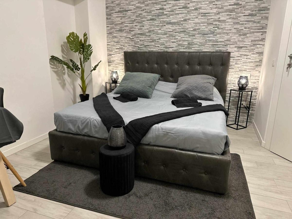 Destiny Home 3 Verona Borgo Roma Buitenkant foto